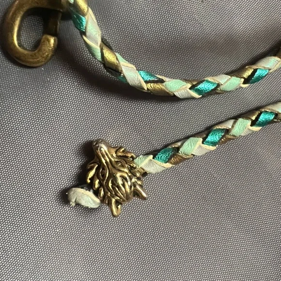 Competition Handmade Beaded Kangaroo Leather Green and Gold Dog Lead - Picture 2 of 6